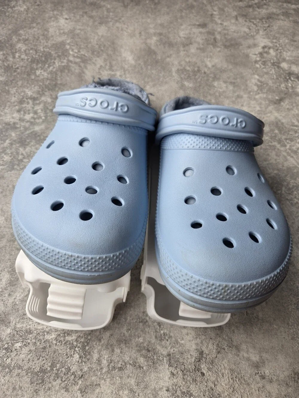 CROCS Light Blue Classic Fuzz-Lined Clogs - Size 11 M